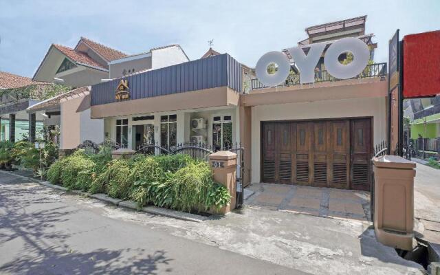 OYO 646 Kvinn Kostel