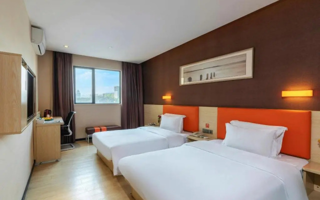 7 Days Premium Shenzhen Banan Airport T3 Terminal Branch