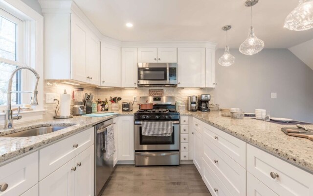 Harborsides Neighbor