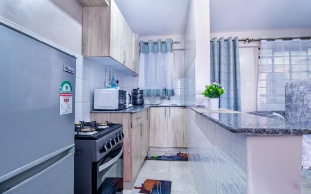 Lux Suites Oak South Gardens Apartments