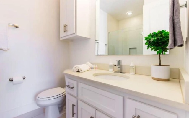 2-Bedroom Downtown Dallas Townhome