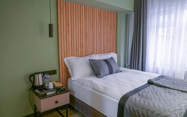 Polek Hotel