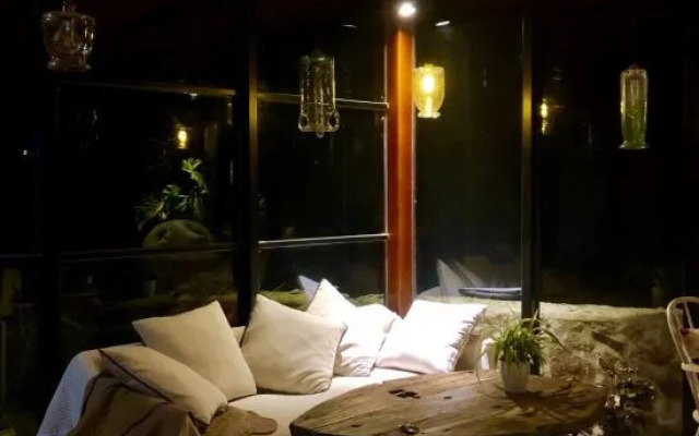 Midie Huawu Guesthouse