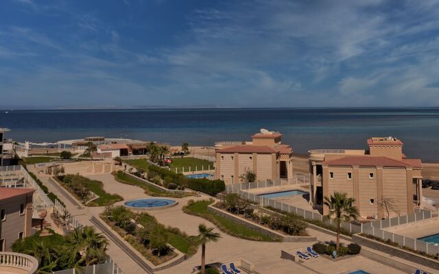 Selena Bay Families Only