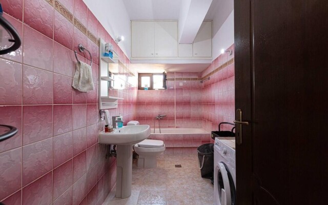 Beautiful 2-bed Apartment in Rethymno
