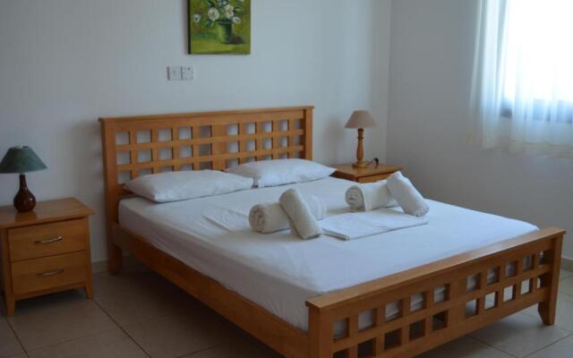 Faros Beach Apartment A102