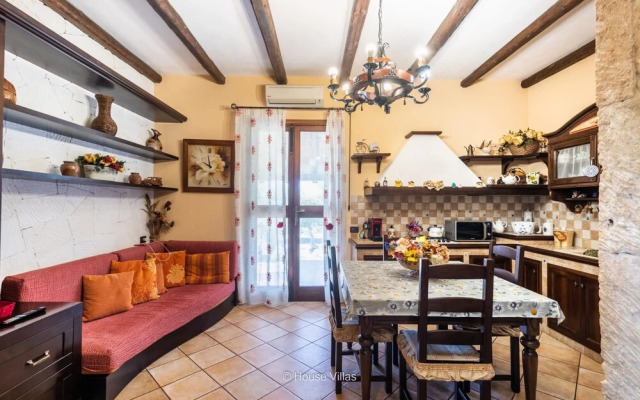 Luxury Garden in Gallina