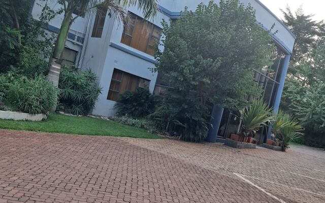 Sterling Boutique Lodge