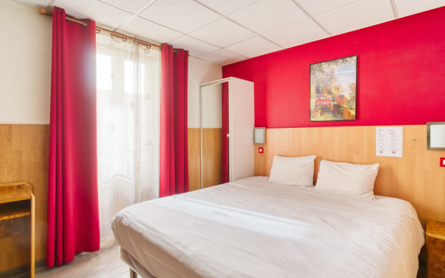 Standard Double room (full double bed)