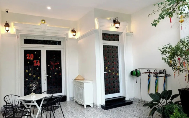 Aroma Luxury Villa