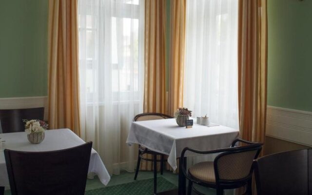 Hotel Zelená Marina