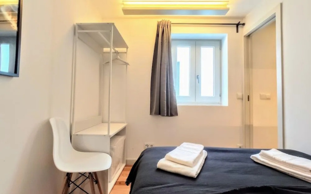 Bombarda Cinema Apartments
