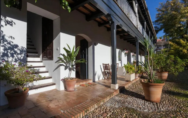 Apartamentos Gadi Corral Siglo XVI