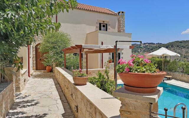 Helianthos Traditional Villas