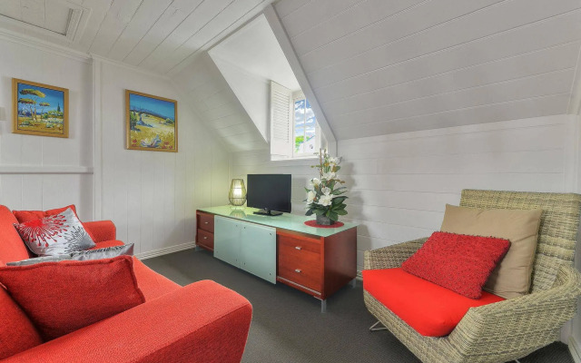 One Thornbury Boutique B&B