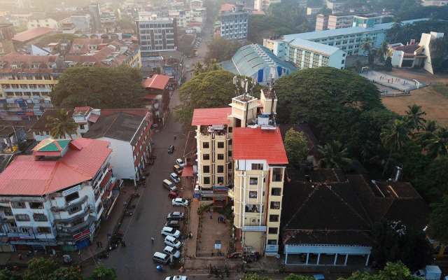 Nova Goa Hotel