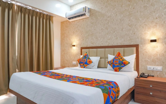 Fabhotel Emersion Residency