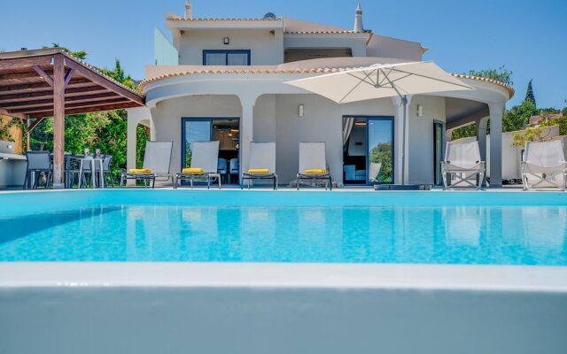 Luxurious 4 bed Villa in Loul