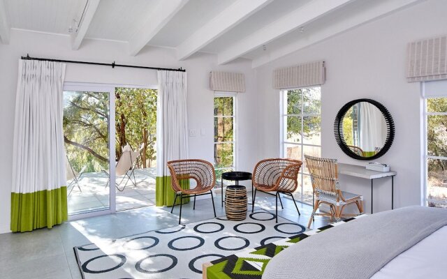 White Light The Rooms - Adults Only