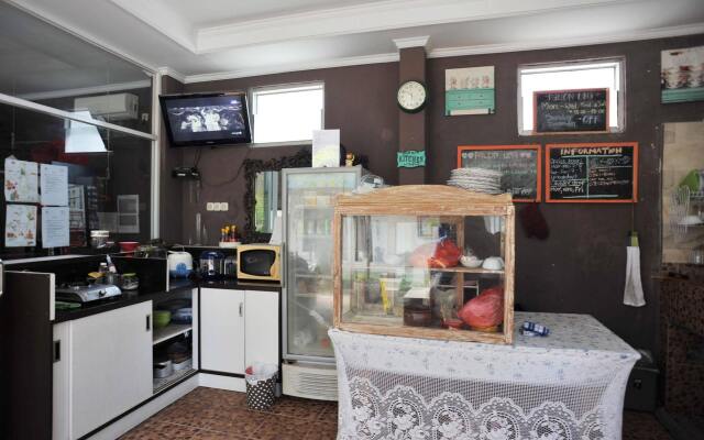 巴厘岛艾里乌努得全景金巴兰酒店(Airy Unud Panorama Jimbaran Bali)
