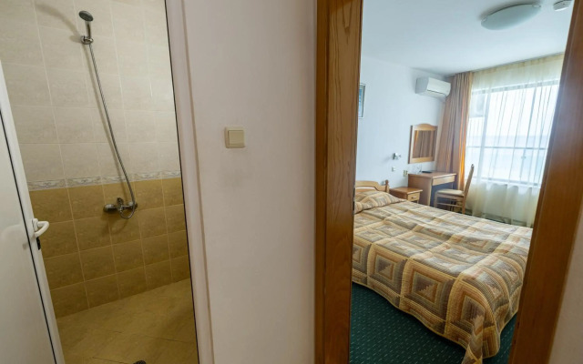 Hotel Slavyanski