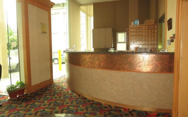 Tropicana Suite Hotel