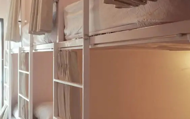Indonesia Backpacker Hostels