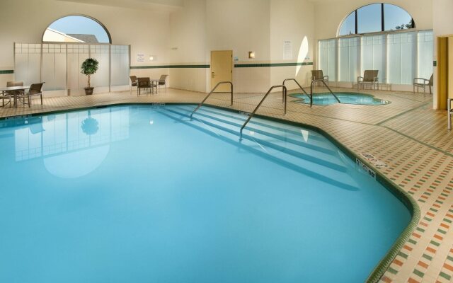 Holiday Inn Express and Suites Manassas by IHG