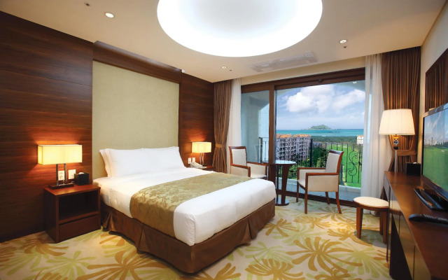 Raon Hotel & Resort