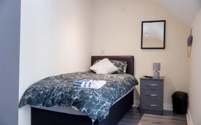 Beautiful 3BD Home Situated in Solihull
