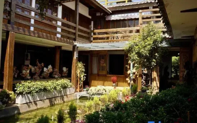 Lijiang Chamuhui Art Courtyard · Snow Mountain Terrace Viewing Inn