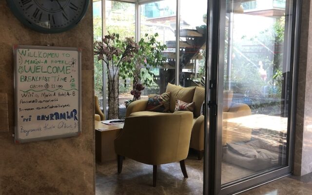 Marin-A Hotel