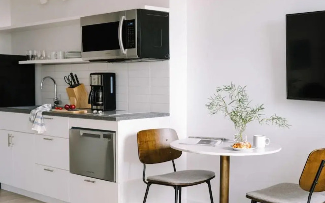 Sonder by Marriott Bonvoy Court Square Apartments Long Island City