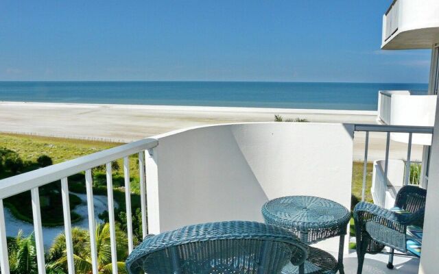 Admiralty House 806 South