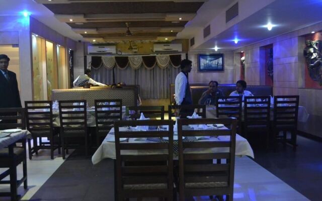 Hotel Vinayak Palace