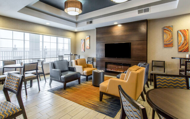 MainStay Suites Midland