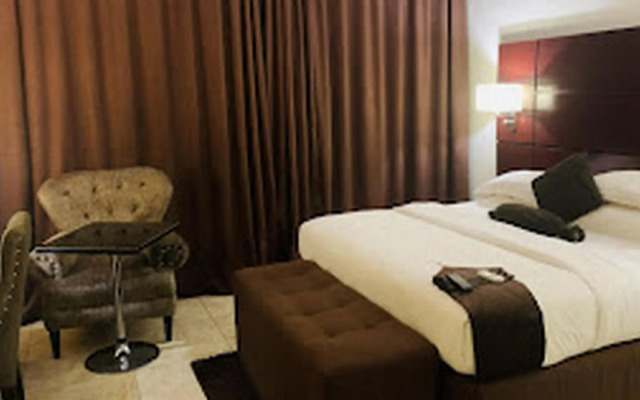 Geneva Hotel and Suites