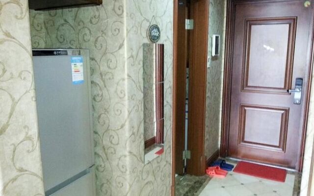 Xinghai Reflection Holiday Hotel