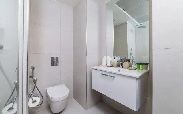 Waves - Luxury Meets Comfort Modern 1