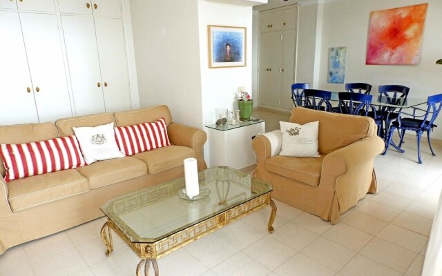 Apartment - 3 Bedrooms with WiFi and Sea views - 103807