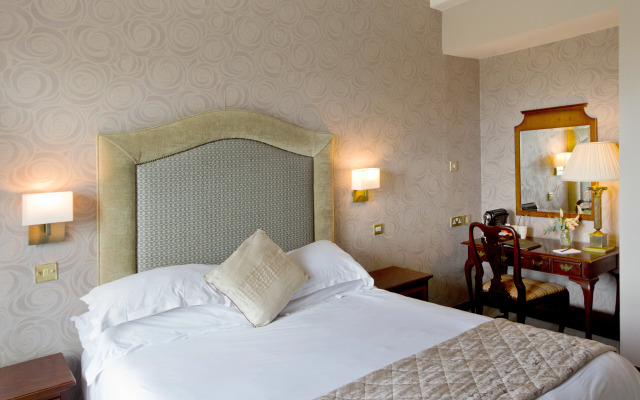 Fitzpatrick Castle Hotel