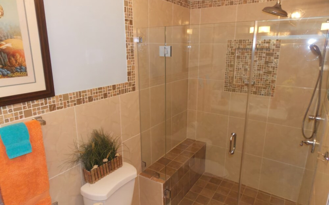 Primrose Path, Silver Sands 5 BR