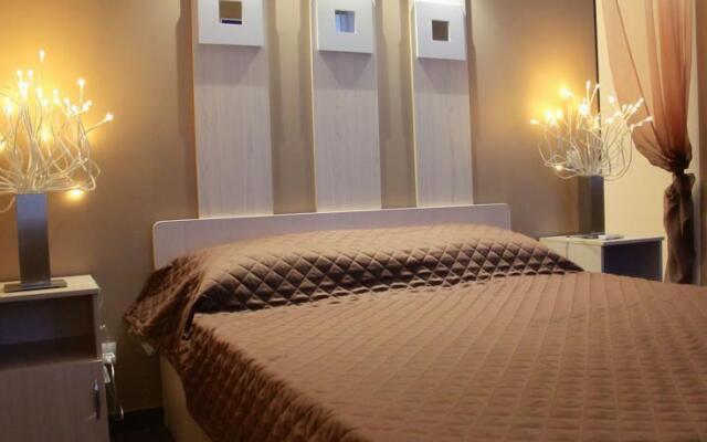 Гончарная 24