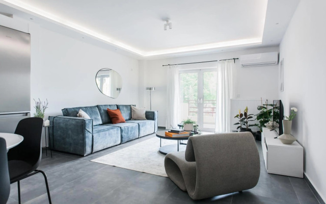 Stellar 3BR Apartment with Balcony by UPSTREET