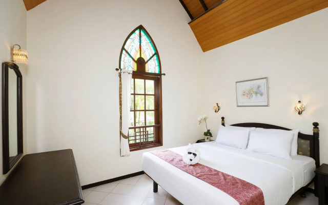 Royal Orchids Garden Hotel & Condominiums