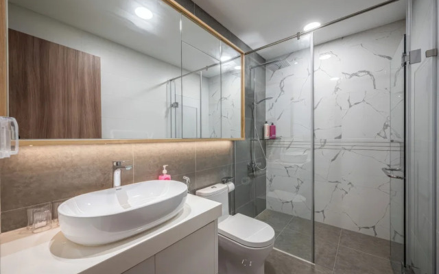 Genius Saigon - Luxury Apt walk to SECC