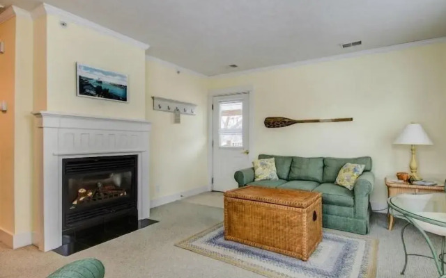 Captain's Cottage Suites