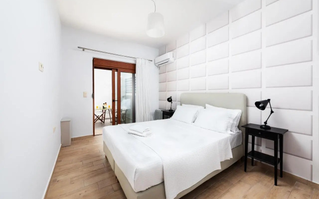 Ritas Modern In-City House