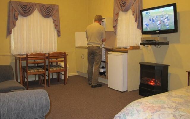 Cedar Lodge Cabins