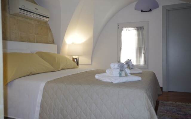 Ferrante D'Aragona rooms